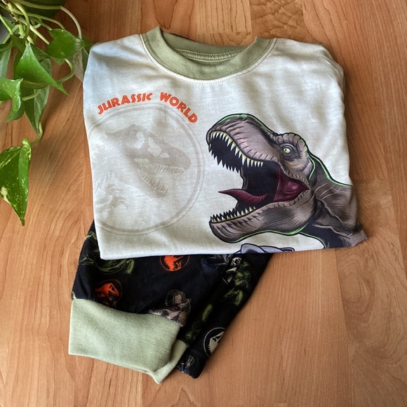 Jurassic World Pajamas - Picture 11 of 11